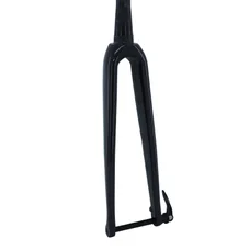 FOURCHE ROUTE 700C CARBONE 3K DROITE PIVOT CARBONE CONIQUE LISSE 1"1/2 EN BAS et 1"1/8-28,6 EXTERIEUR, POUR FREIN A DISQUE ET AXE TRAVERSANT 12mm  395grs
