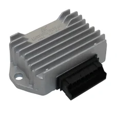 REGULATEUR DE TENSION SCOOT ADAPTABLE PIAGGIO 50 ZIP 2T, NRG 1999>, TYPHOON 1998>, LIBERTY 2T 2005>, VESPA LX 2T / GILERA 50 STALKER / APRILIA 50 SR 2003>  (KOKUSAN)  (CONNECTEUR NOIR 8 FICHES)  -P2R-