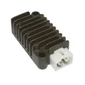 REGULATEUR DE TENSION SCOOT ADAPTABLE MBK 50 OVETTO 4T 2008>, NITRO 4T / YAMAHA 50 NEOS 4T 2008>, AEROX 4T  (CONNECTEUR BLANC 4 FICHES)  -P2R-