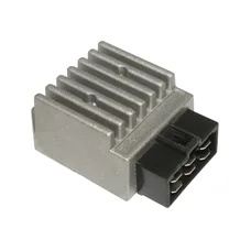 REGULATEUR DE TENSION 50 A BOITE ADAPTABLE DERBI 50 SENDA 2006>, GPR 2006> / GILERA 50 SMT 2006>, RCR 2006> / APRILIA 50 RS 2006>, RS4 2012>  (MOTEUR PIAGGIO EURO 3)  -TOP PERFORMANCES-