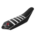 HOUSSE DE SELLE 50 A BOITE KRM PRO RIDE POUR SHERCO 50 SE-R, SM-R 2013> NOIR/BLANC