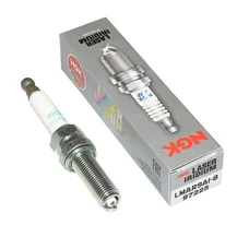 SPARK PLUG NGK LMAR9AI-8 (97225)