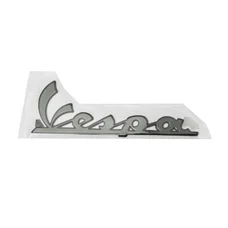 AUTOCOLLANT/STICKER/DECOR DE FACE AVANT " VESPA " ORIGINE PIAGGIO 50-125 VESPA-S, 125-300 VESPA GTS  -672060-