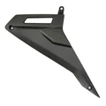 CACHE LATERAL GAUCHE ORIGINE DERBI 50 SENDA 2018>/ GILERA 50 SMT, RCR 2018> -2B004328-